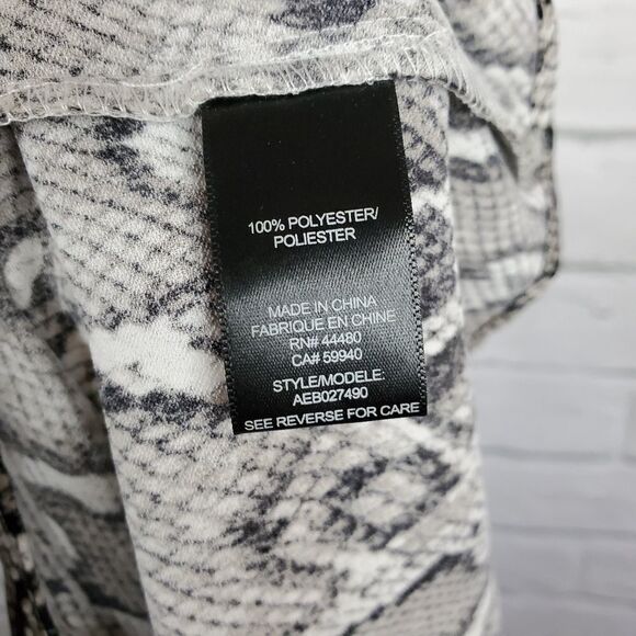 AFRM snakeskin print wrap skirt midi - Picture 4 of 8